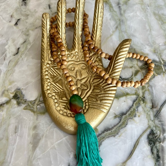 Mala Necklace with Agate Bead, Wood Beads, & Tassel in Green - Picture 3 of 6